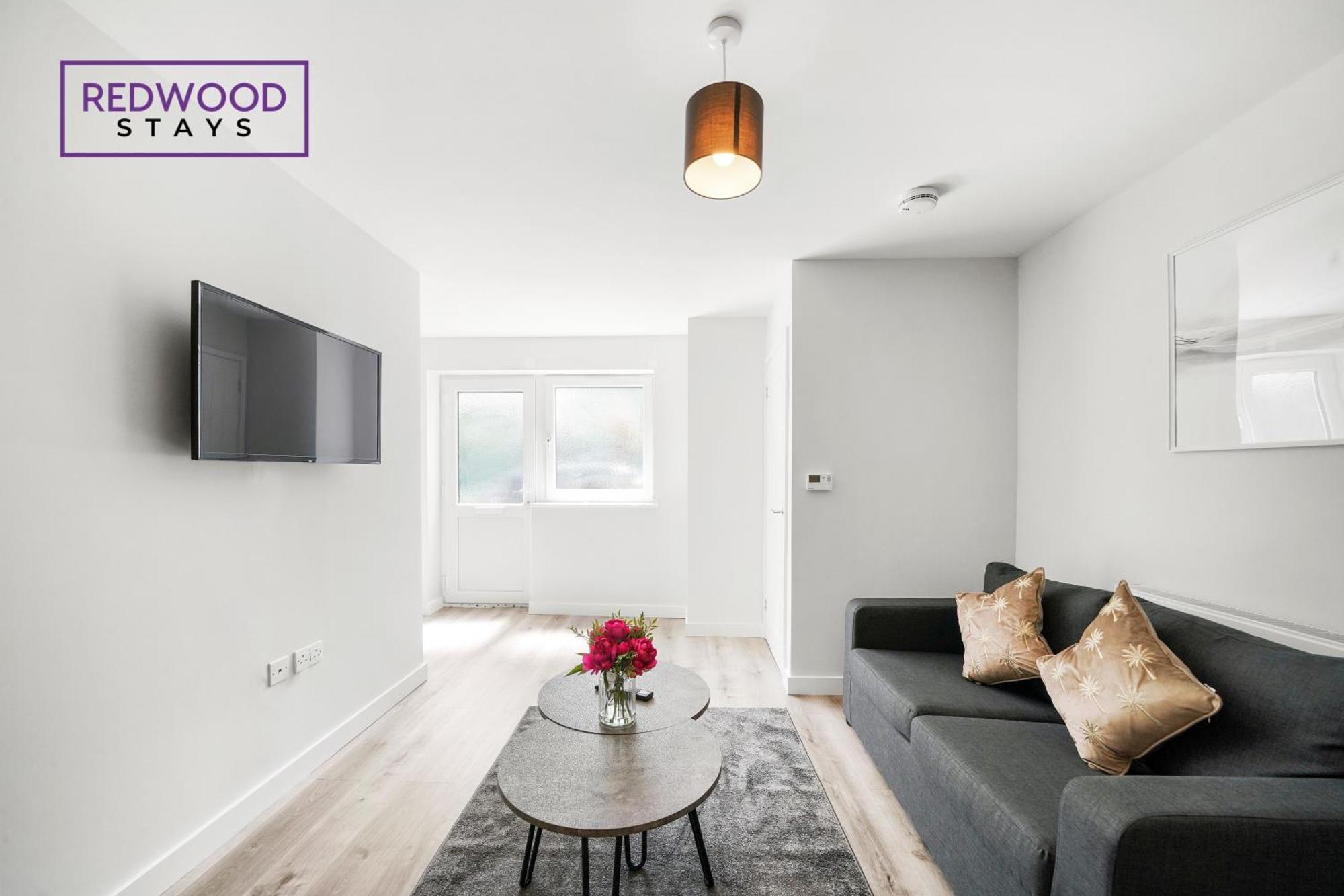 Quality 1 Bed 1 Bath Apartments For Contractors By Redwood Stays Farnborough  Buitenkant foto