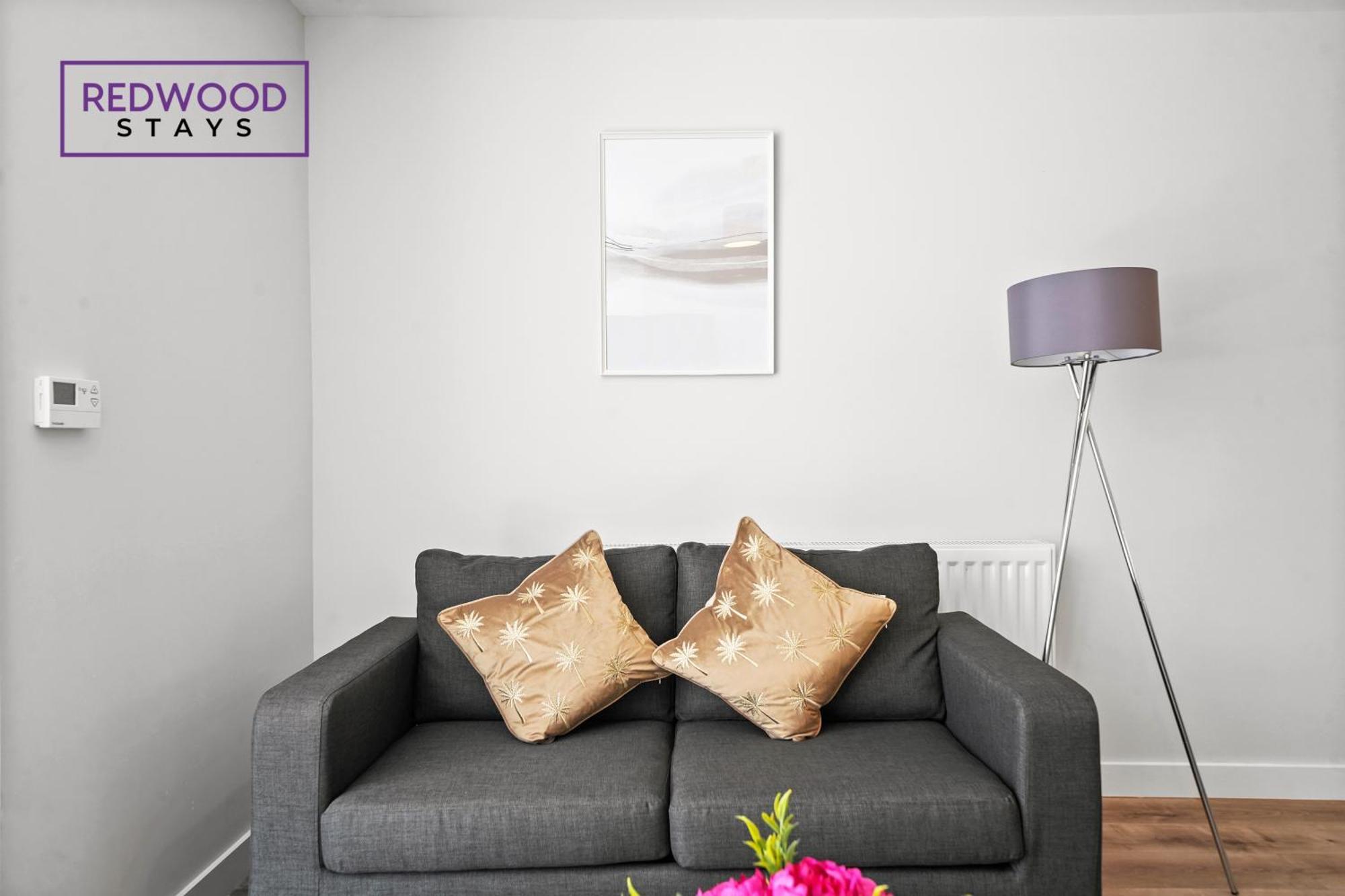 Quality 1 Bed 1 Bath Apartments For Contractors By Redwood Stays Farnborough  Buitenkant foto